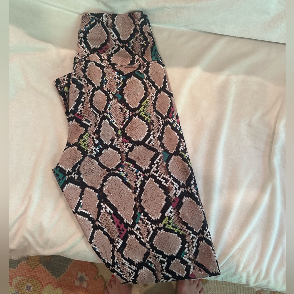 Beach Riot Multi-colored Snake Print Leggings Sz M
